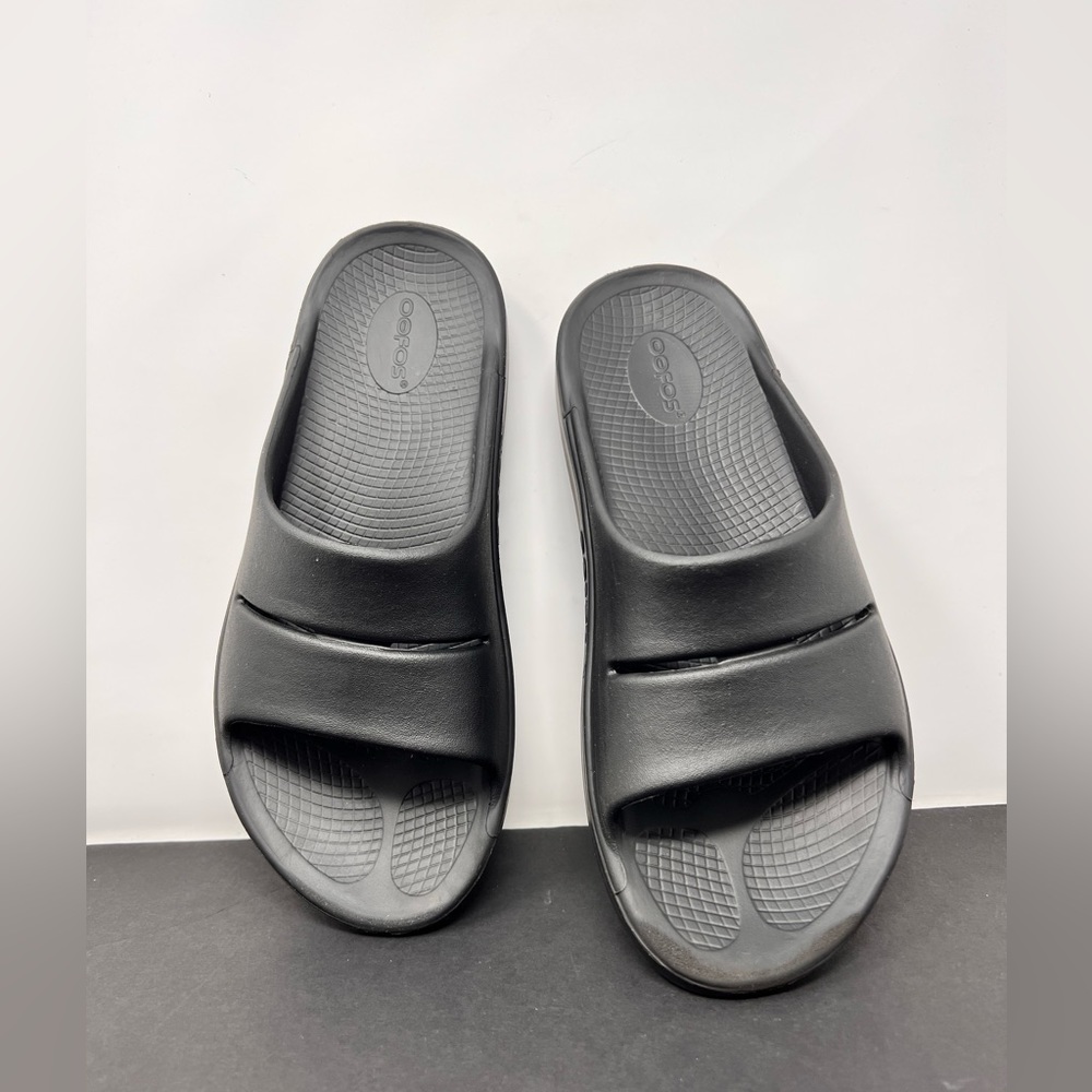 Women’s Ooahh Slide Sandal in Black